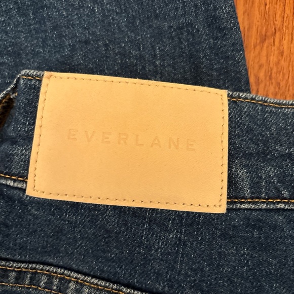 SOLD Everlane Way High Curve Jean- 28 - Picture 4 of 4